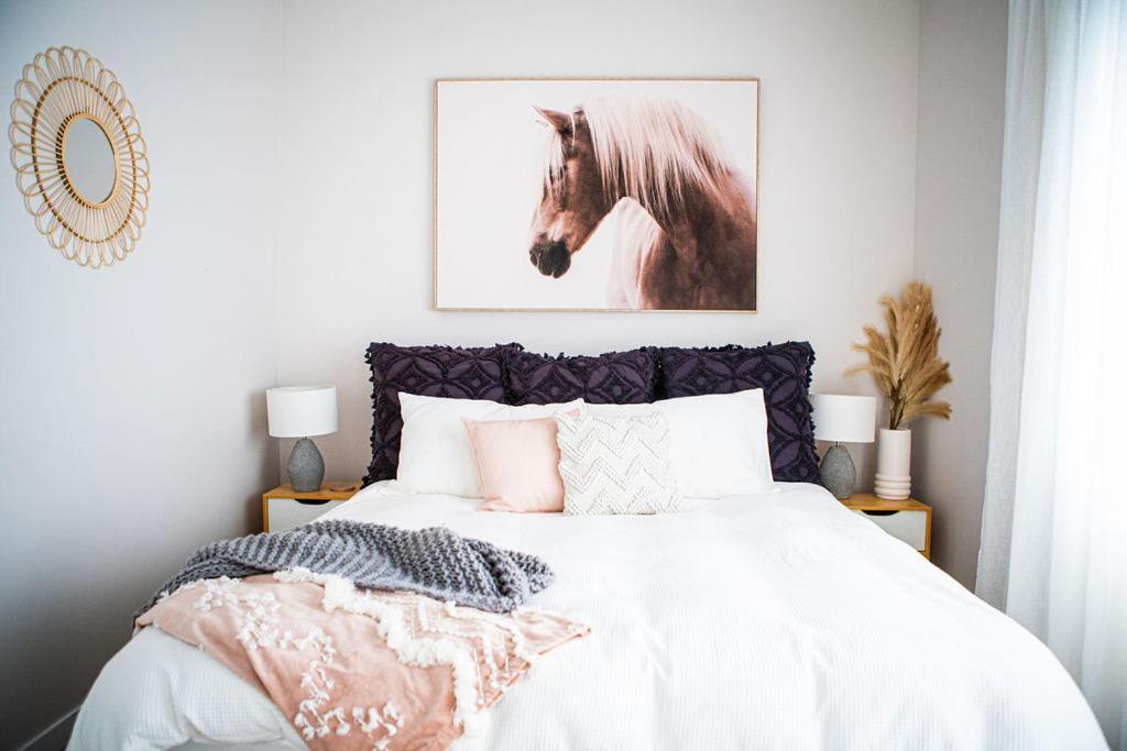 Rustling Oaks Nz Boho Pool House Hotel Cambridge Eksteriør billede